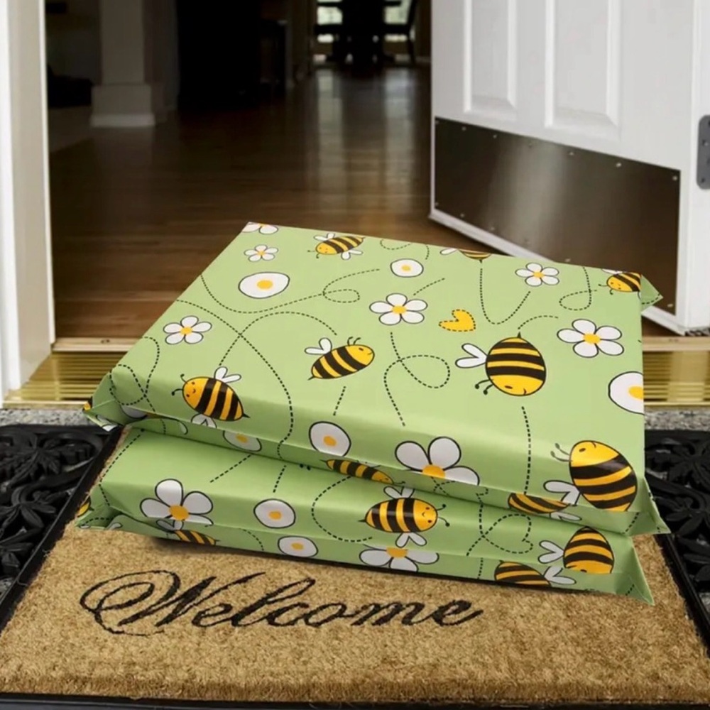 60pcs Value Pack Pretty Shipping Supply 20 polys and 30 storage bag & 10 sticker - Picture 4 of 8